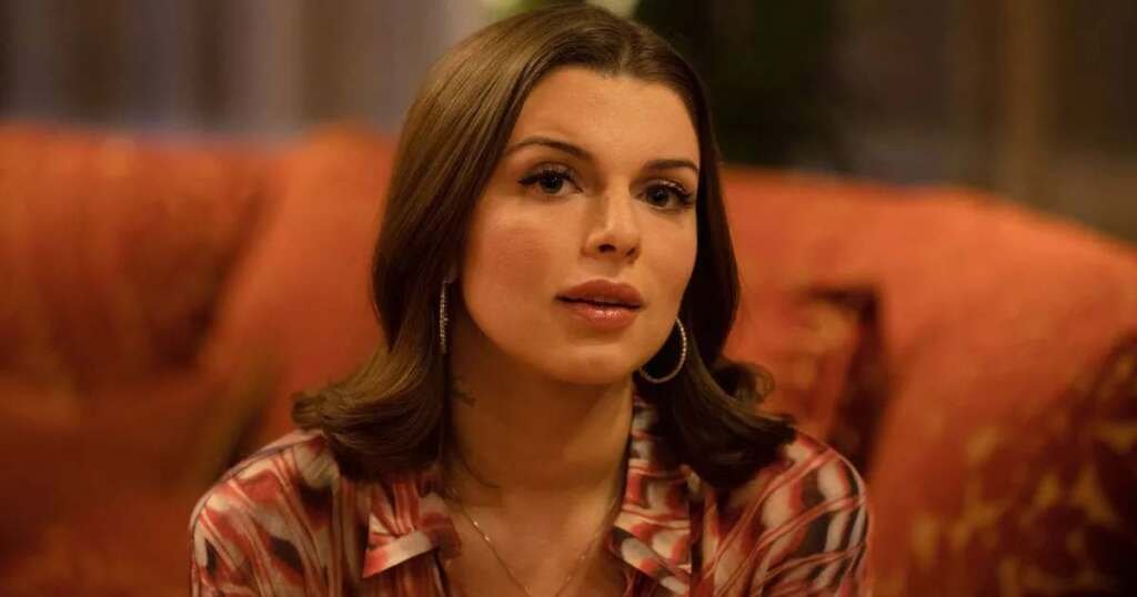 Julia Fox Net Worth 2025 | Net Worth | Big Shot Bay Julia fox net worth